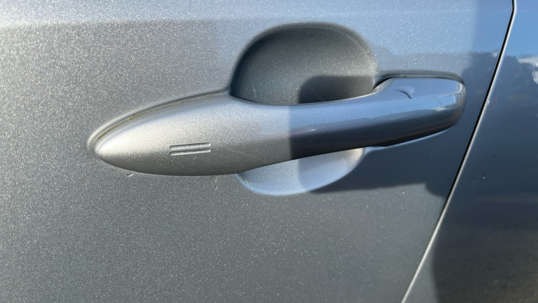 Toyota Corolla 2.0 VVT-i Hybrid Design 5dr CVT Hybrid Estate